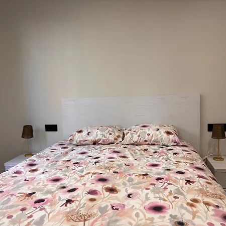 Bpirineos-la Solana Apartman *